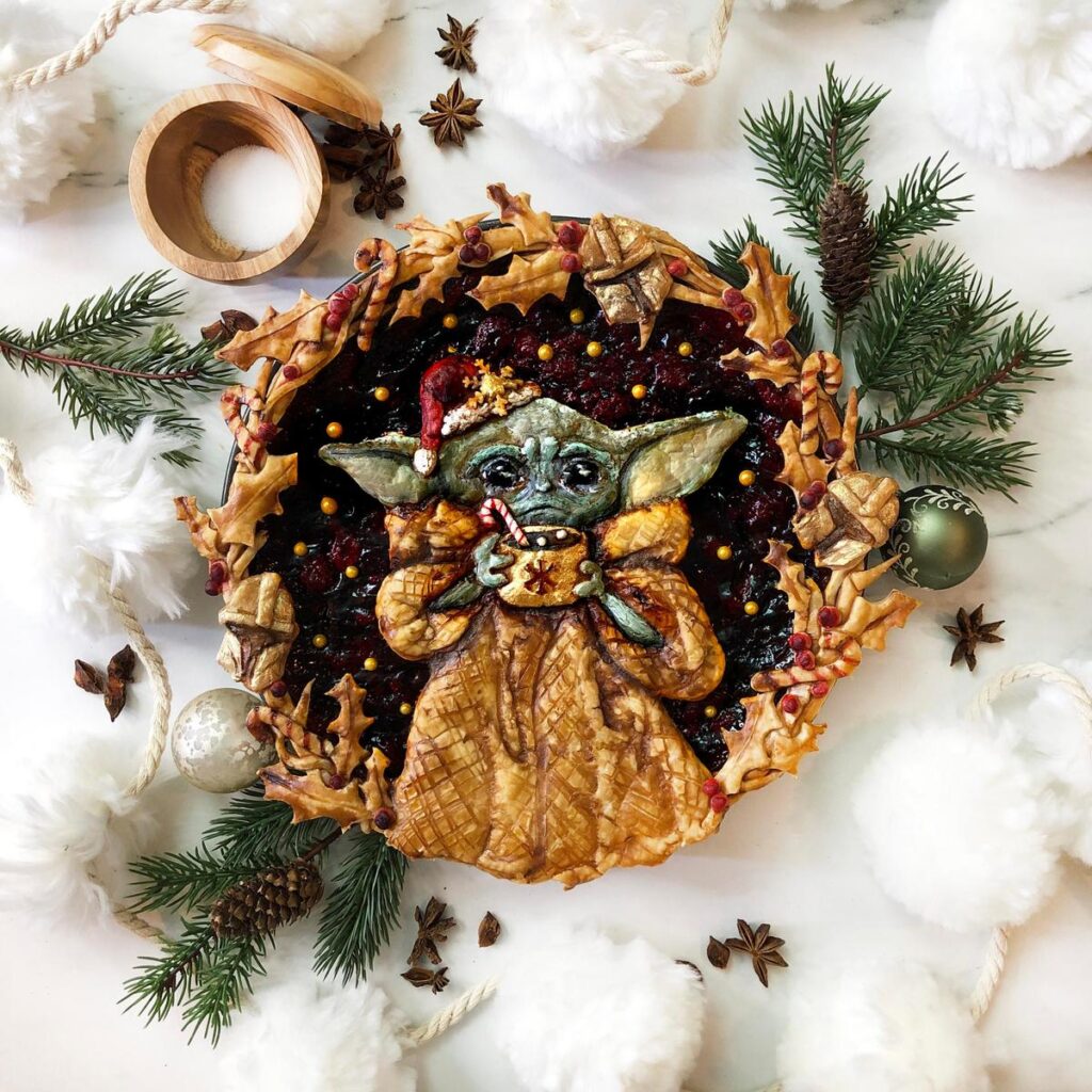 ベビーヨーダを模したクリスマスのパイ